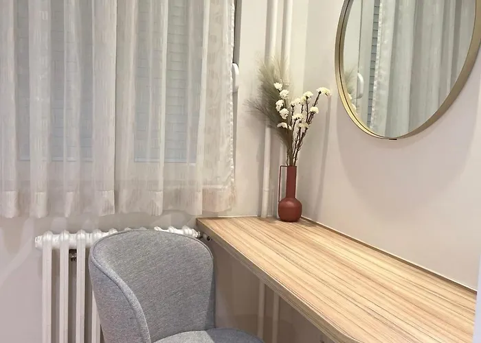 Break Klishe Zen アパート ベオグラード